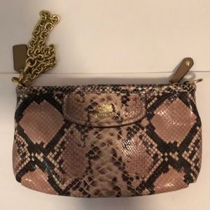 Coach wristlet. Perfect condition.